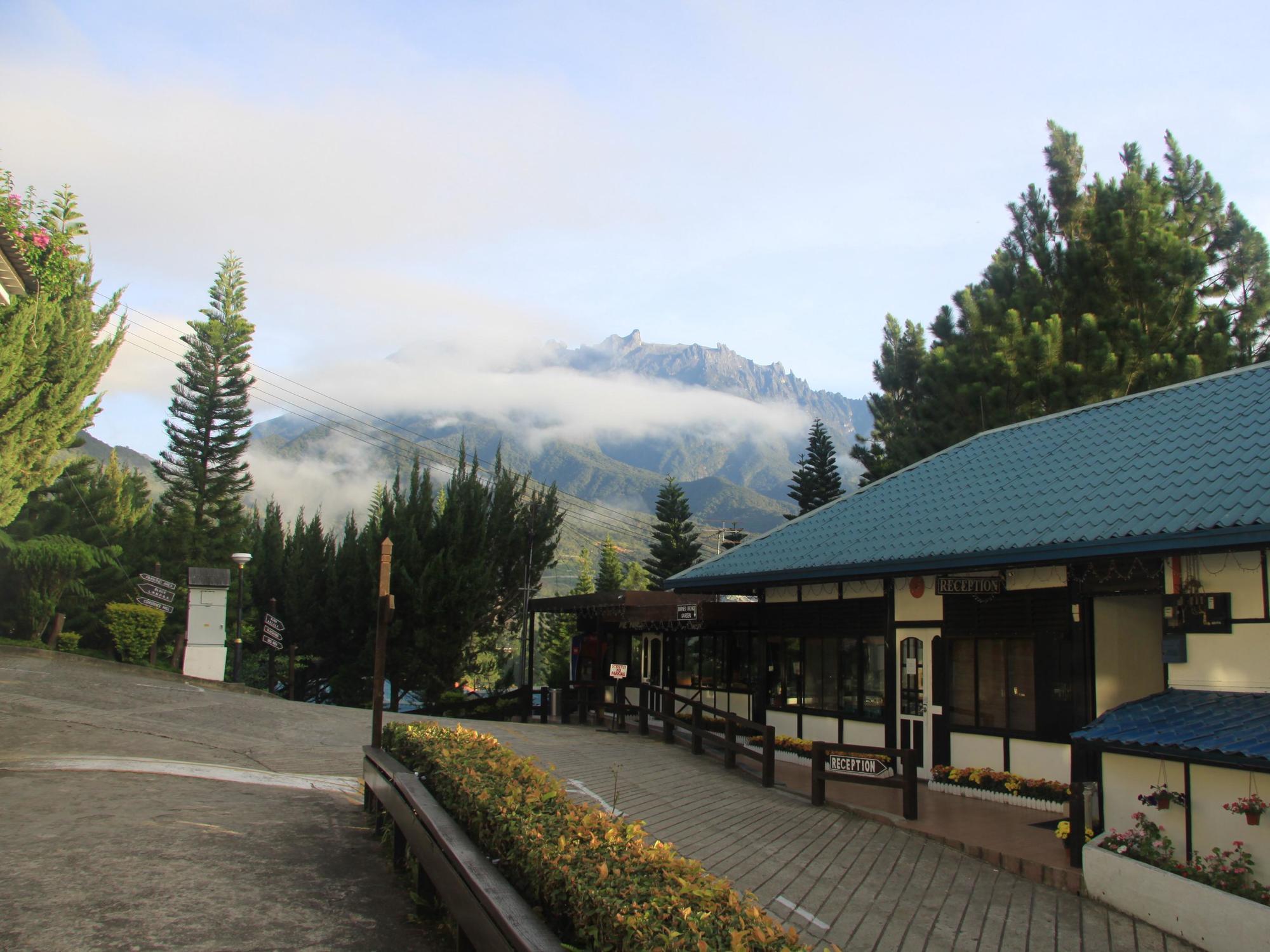 Kinabalu Pine Resort Kampong Kundassan Exterior photo