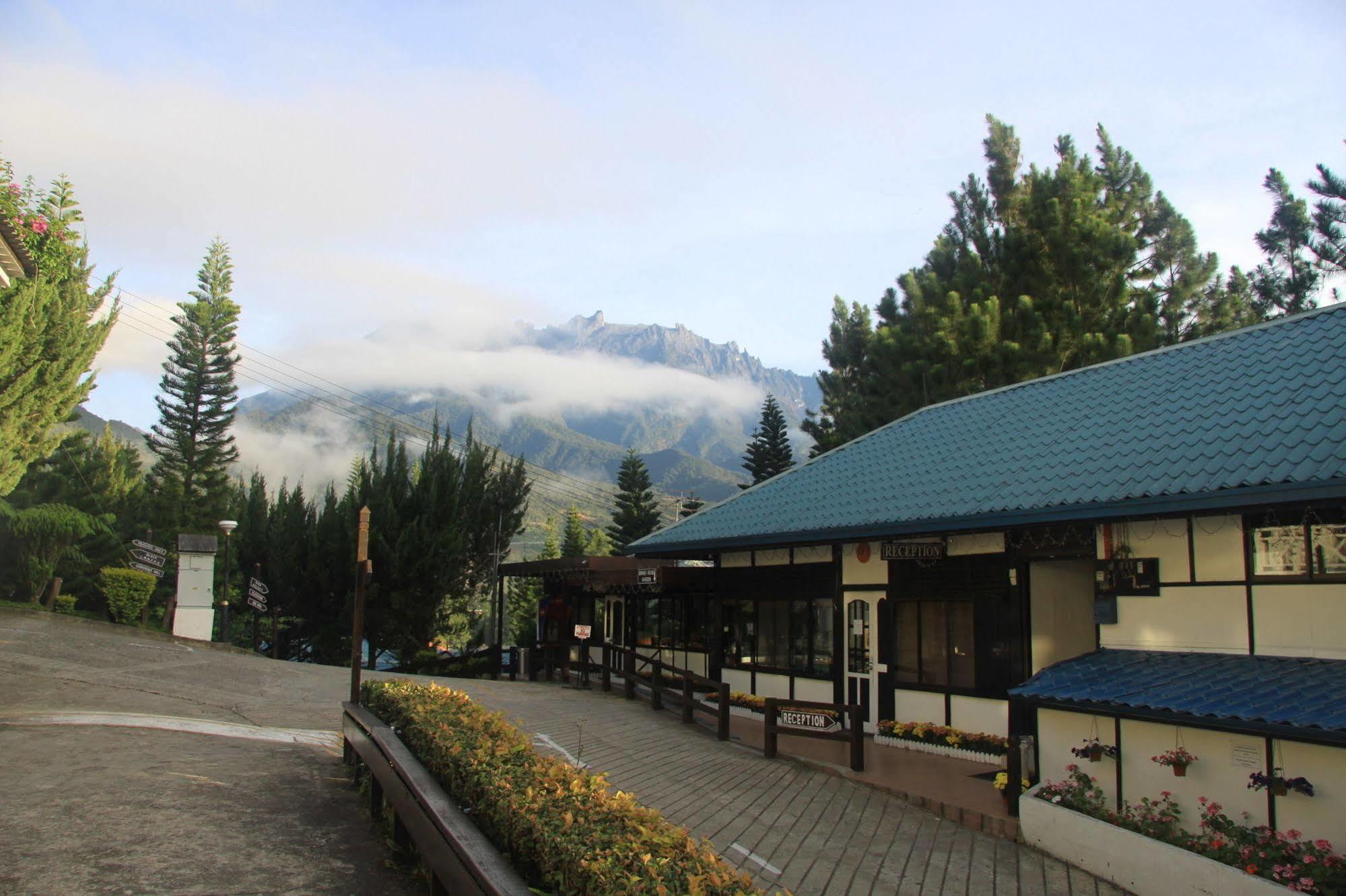 Kinabalu Pine Resort Kampong Kundassan Exterior photo